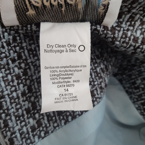 Matching skirt and blazer set - Picture 8 of 12